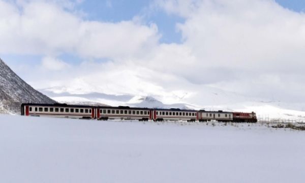 Gezginlerin yeni trendi, Van Gölü Ekspresi