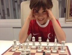 Melih Gökçek satranç şampiyonu oldu