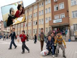 Sabah Türk e öğle mülteciye