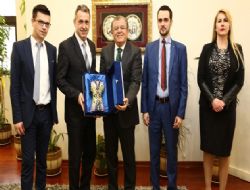 Bosnalılara yatırım daveti