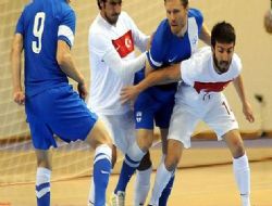 Futsalda 3 Başkentli