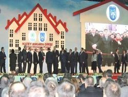 Başbakan Erdoğan, kura çekilişine katıldı