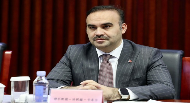 Bakan Kacır, Suudi Arabistan Yatırım Bakanı Al Falih ile bir araya geldi