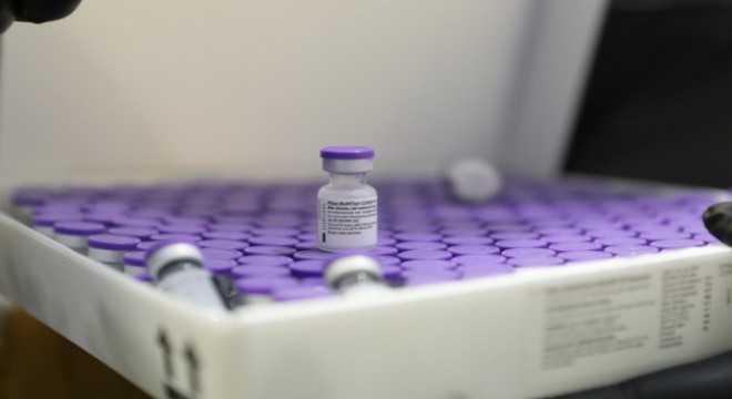 Biontech aşısının sevkiyatında birkaç gün azalma olacak