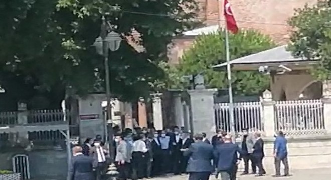 Cumhurbaşkanı Erdoğan Ayasofya’daki çalışmaları yerinde denetledi