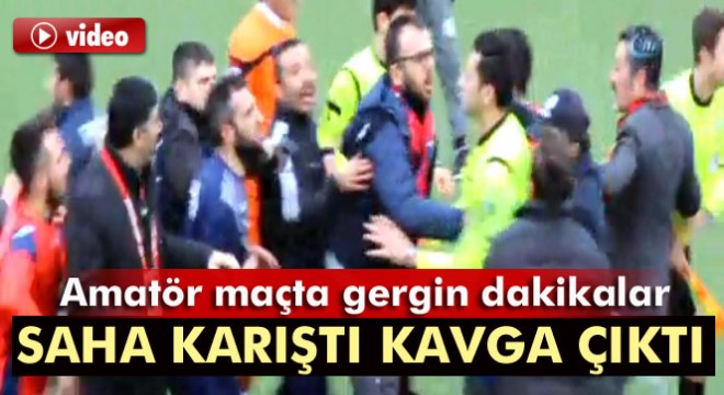 Divriği Demirçelikspor ile Şarkışla Belediyespor maçında kavga çıktı