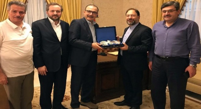 Diyanet İşleri Başkanı Erbaş, İİT Nezdinde Türkiye Daimi Büyükelçisi Şen’i ziyaret etti