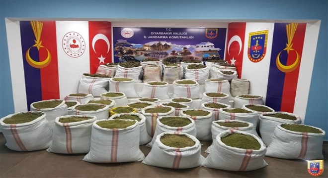 Diyarbakır'da 1 tonu aşkın uyuşturucu ele geçirildi