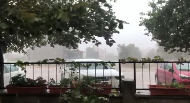 Edremit Körfezi'nde şiddetli yağış