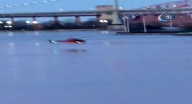 Helikopter denize düştü: 5 ölü