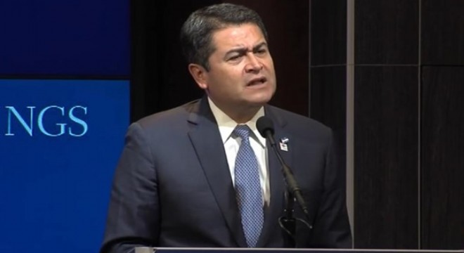 Honduras Devlet Başkanı hastaneye kaldırıldı