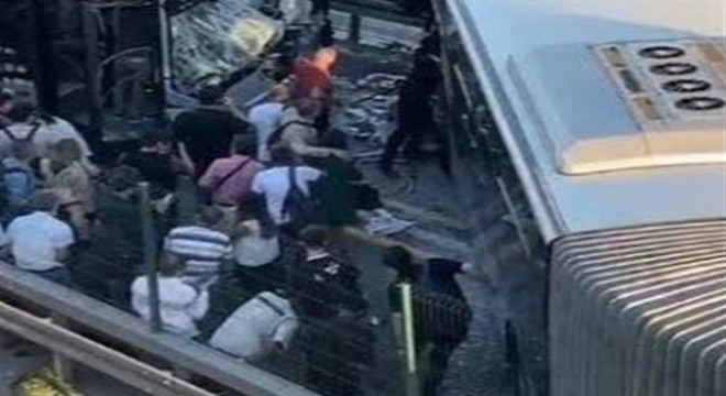 İstanbul'daki metrobüs kazası
