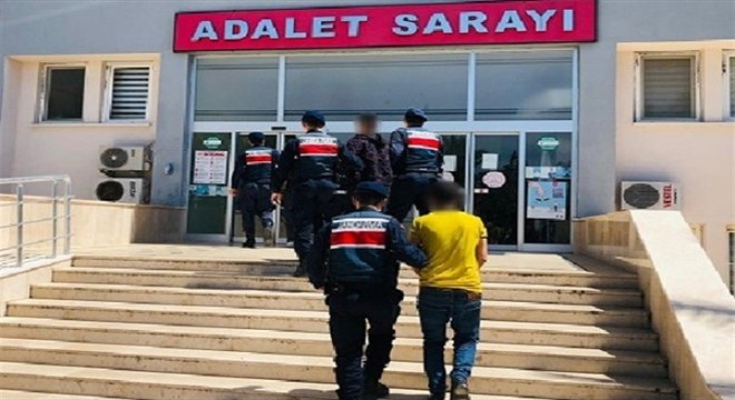 Mersin'de hapis cezası bulunan 2 şahıs yakalandı