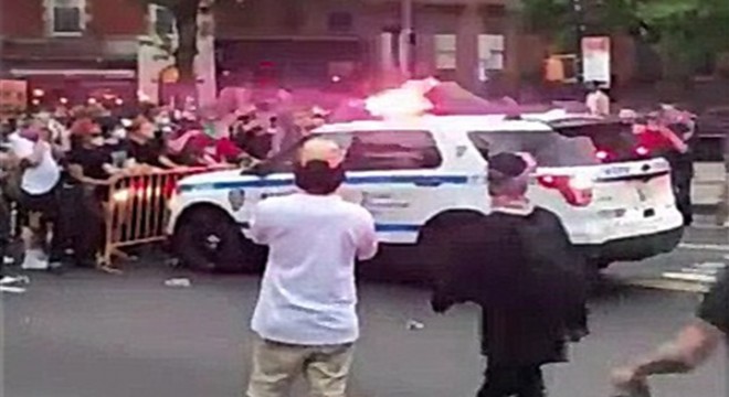 Protestolar, New York ta şiddetini artırırken, Avrupa ya da sıçradı