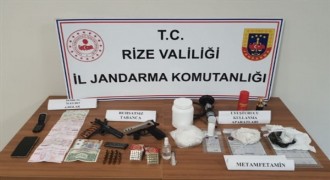 Rize'de çok sayıda mühimmat ve uyuşturucu madde ele geçirildi