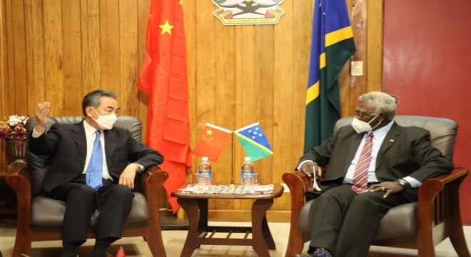 Çin Dışişleri Bakanı Wang Yi, Solomon Adaları’nda