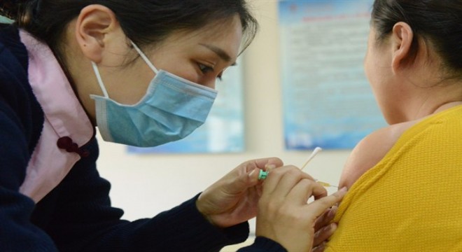 Çin’de 13-15 yaşındaki kız çocuklarına ücretsiz kanser aşısı yapılacak