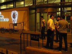 İstanbul Emniyeti nde silah sesleri