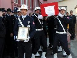 Şehidimiz dualarla uğurlandı