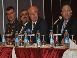 Esnafa Ankara Valisi moral verdi
