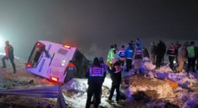Bingöl’de Yolcu Otobüsü Devrildi: 5 Ölü, 38 Yaralı