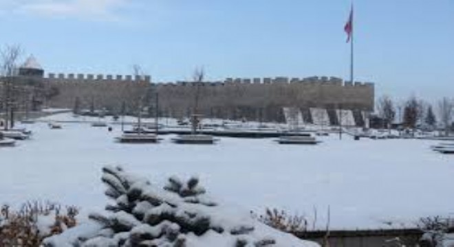 Doğu Anadolu Beyaza Büründü