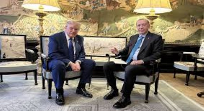 Erdoğan ve Trump NATO Zirvesi nde Bir Araya Geldi