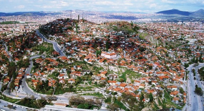 ‘İçi beton dışı ahşap Ankara evleri’