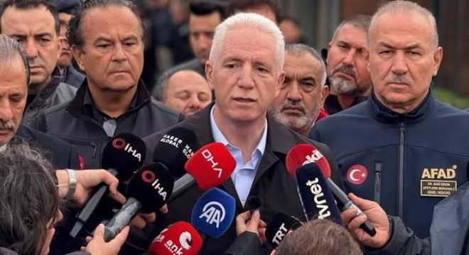 İstanbul da selde kaybolan 2 kişiyi arama çalışmaları sürüyor