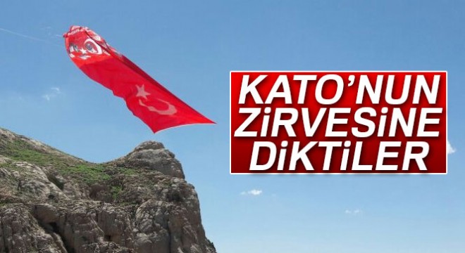 Şehitlerin isimleri Kato nun zirvesine dikilen bayrağa yazıldı