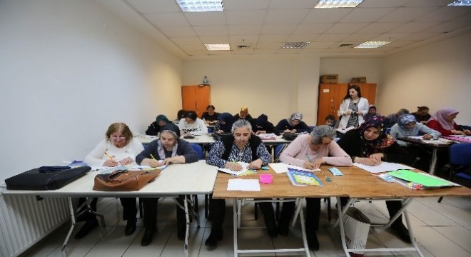 Yenimahalle’de öğrenmenin yaşı yok