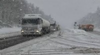 Kar Yağışı Ulaşımı Olumsuz Etkiliyor
